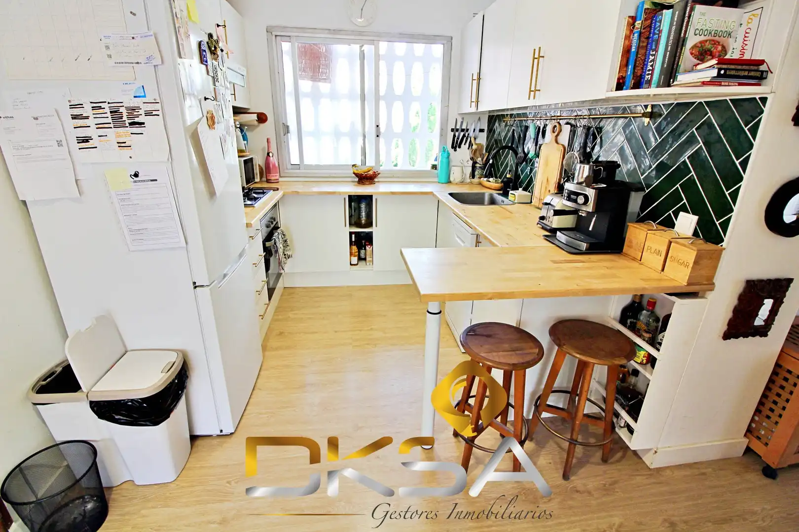 Kitchen of Flat for rent in Castellón de la Plana / Castelló de la Plana  with Heating, Parquet flooring and Furnished