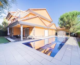 Swimming pool of House or chalet for sale in Galapagar  with Terrace and Swimming Pool