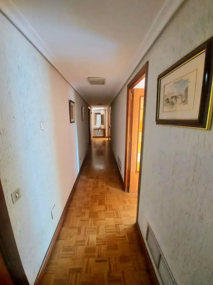 Flat for sale in Jaén  with Air Conditioner, Heating and Parquet flooring