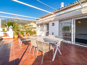 Dúplex amb piscina en venda a Urbanización Cortijo de Nagüeles 168