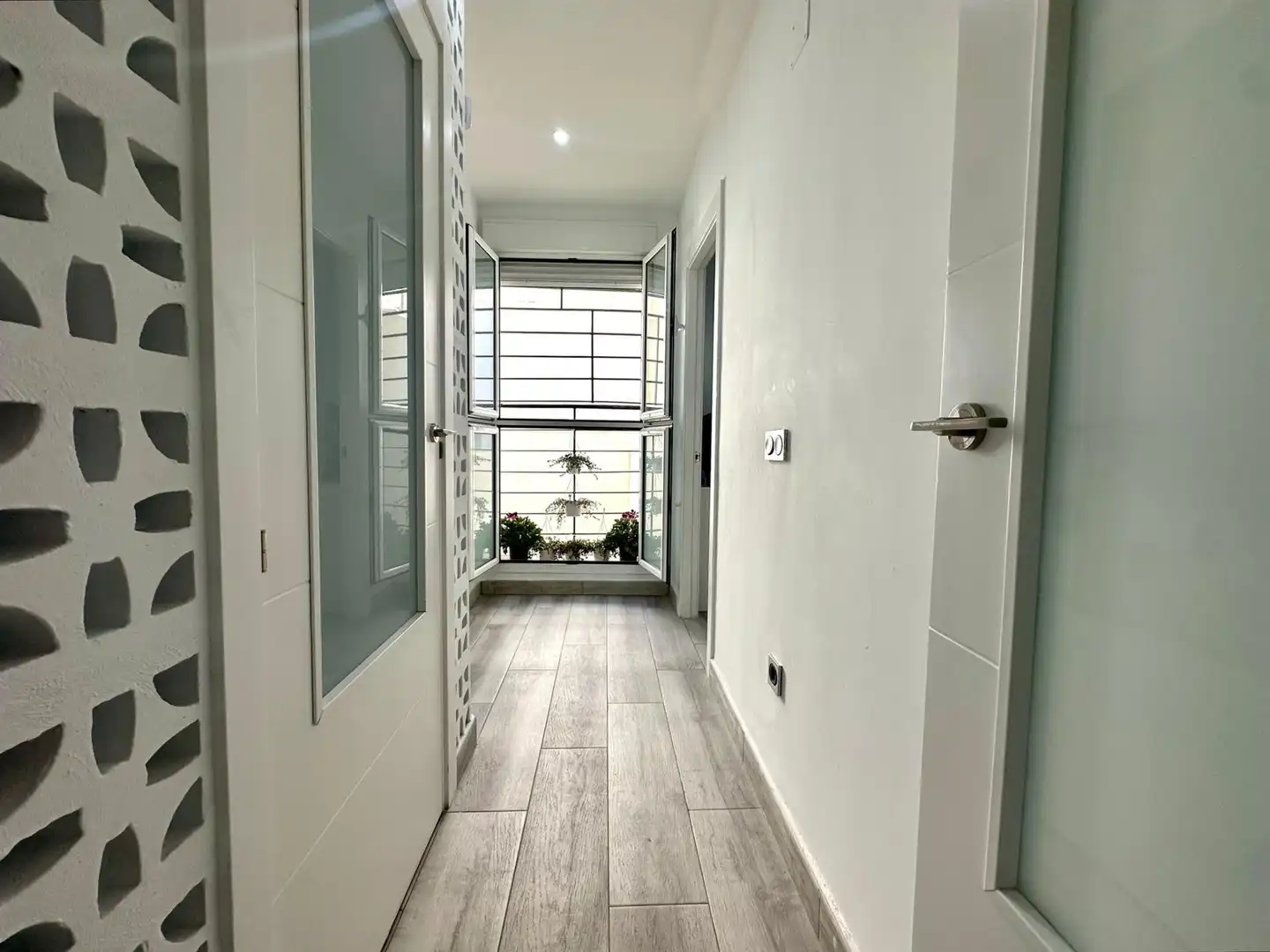 Piso en venta en Almería con Terraza
