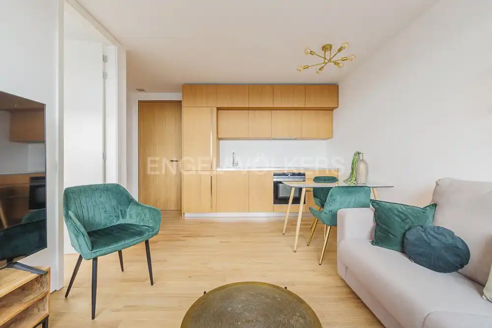 Sala de estar de Piso de alquiler en Madrid con Aire acondicionado, Calefacción y Trastero