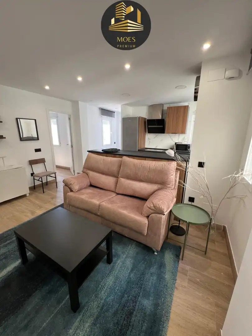Sala de estar de Piso en venta en Jaén con Balcón