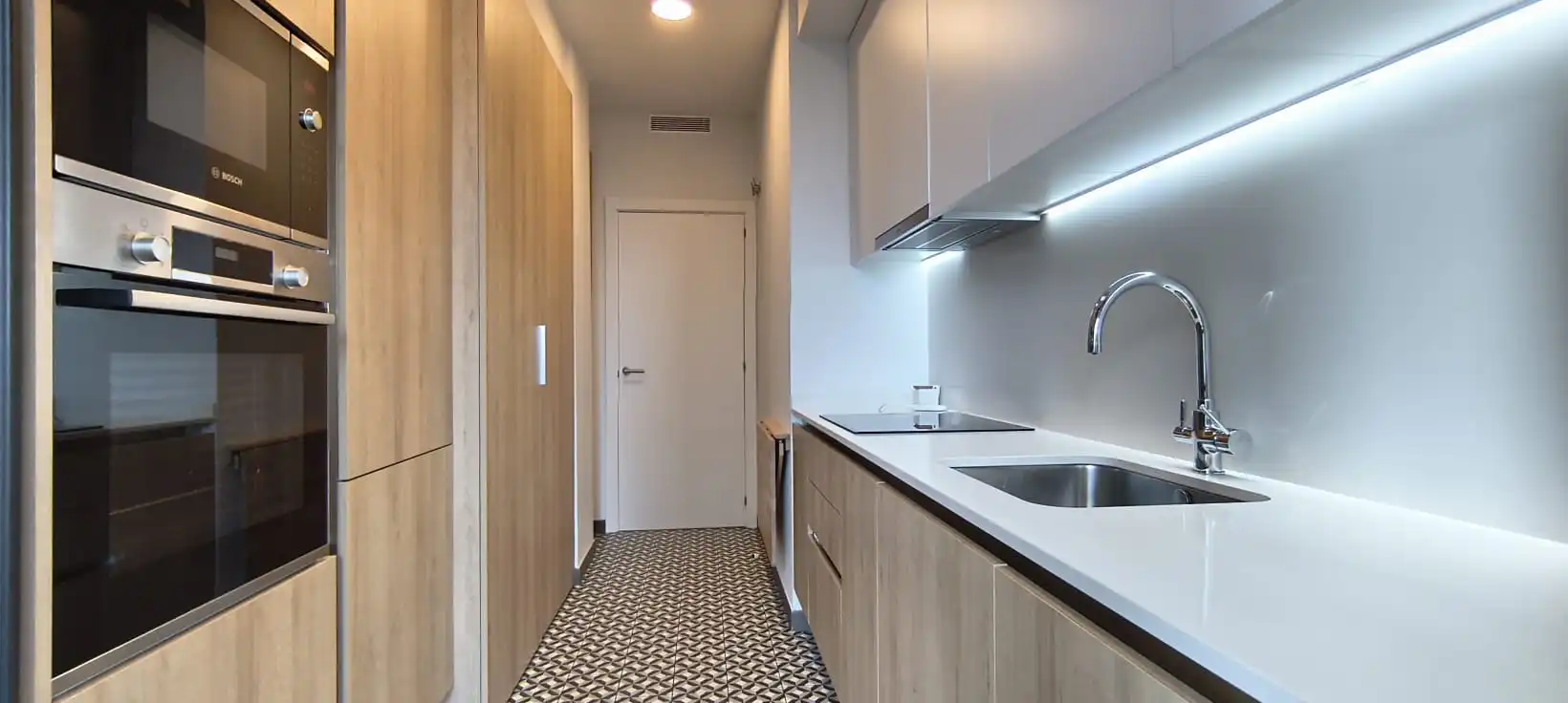Küche von Wohnung zum Verkauf in L'Hospitalet de Llobregat mit Klimaanlage, Heizung und Parkett