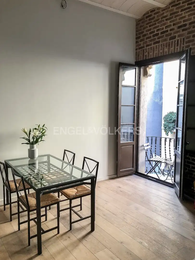 Esszimmer von Wohnung zum Verkauf in Barcelona mit Klimaanlage, Heizung und Privatgarten
