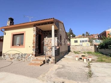 Haus zum Verkauf in Piera