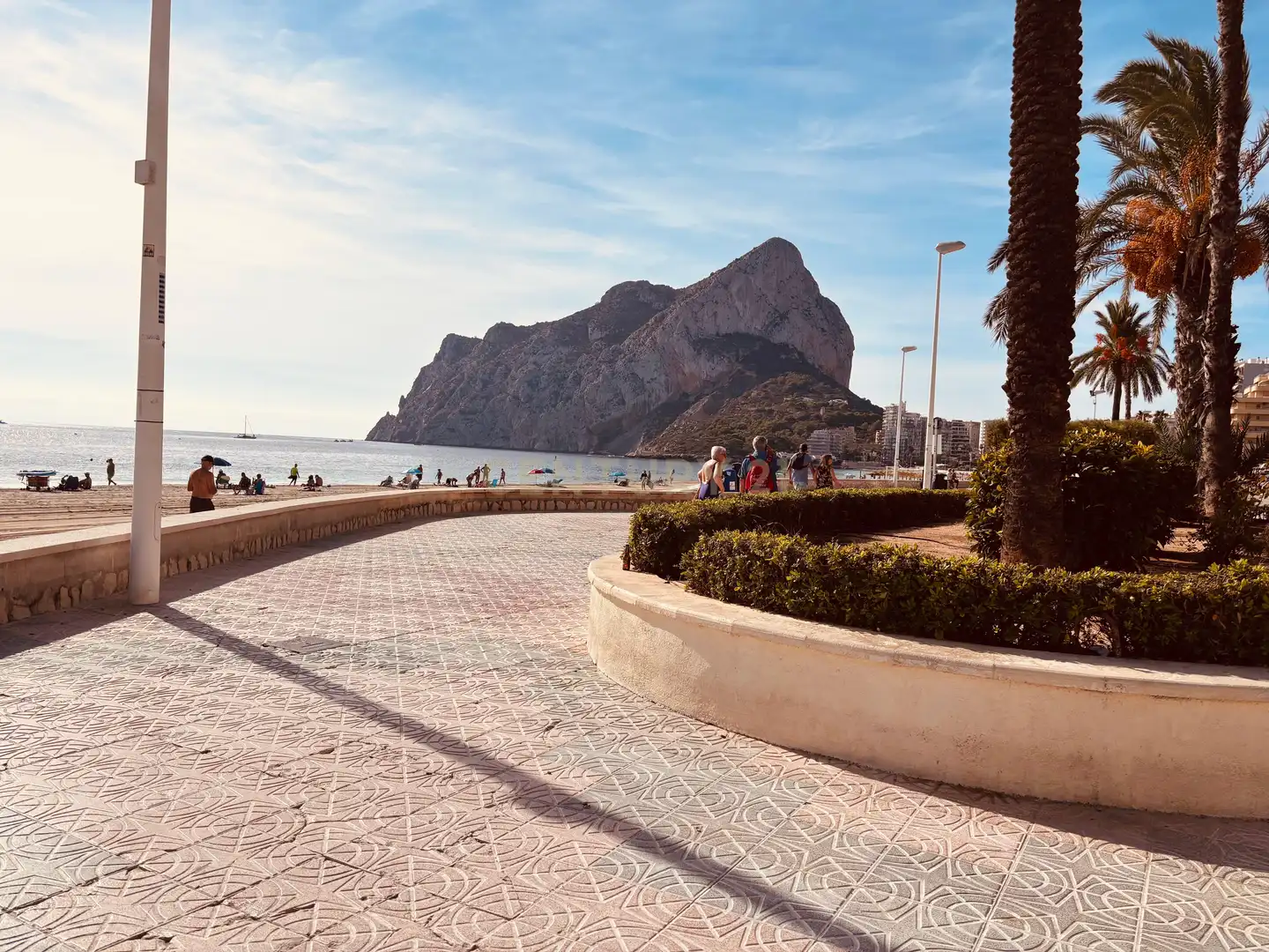 Vista exterior de Apartamento de alquiler en Calpe / Calp con Aire acondicionado, Lavadora y Microondas