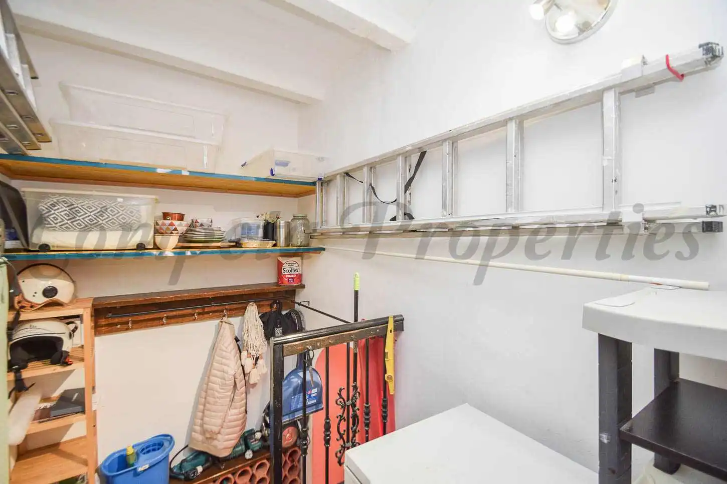 Cuina de Casa o xalet en venda en Torrox amb Calefacció, Terrassa i Traster