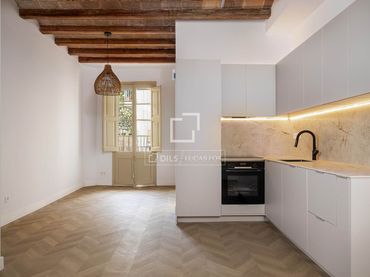 Wohnung mit Balkon zum Verkauf in Gràcia