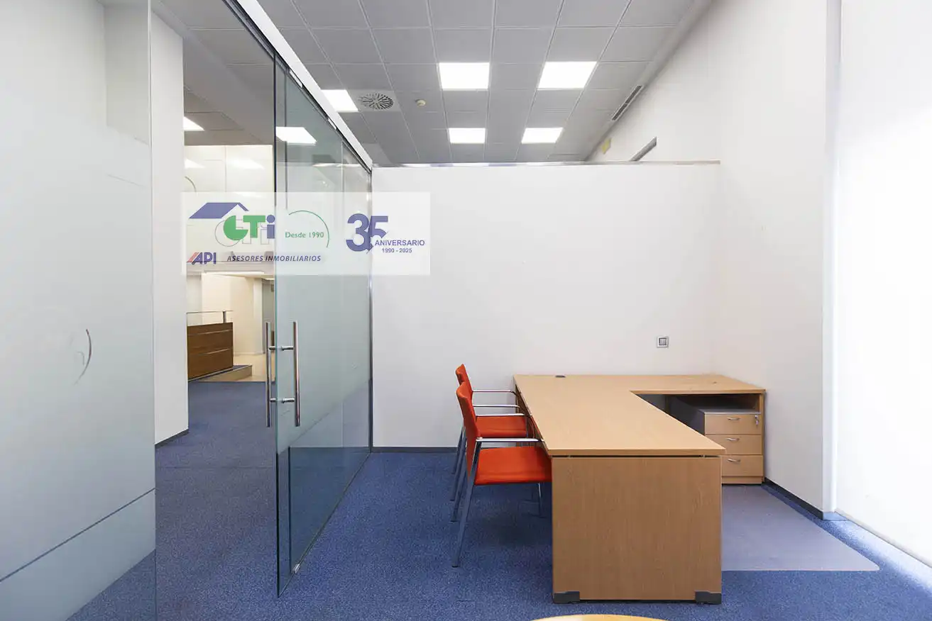 Office space to rent in COSO, imagen 35