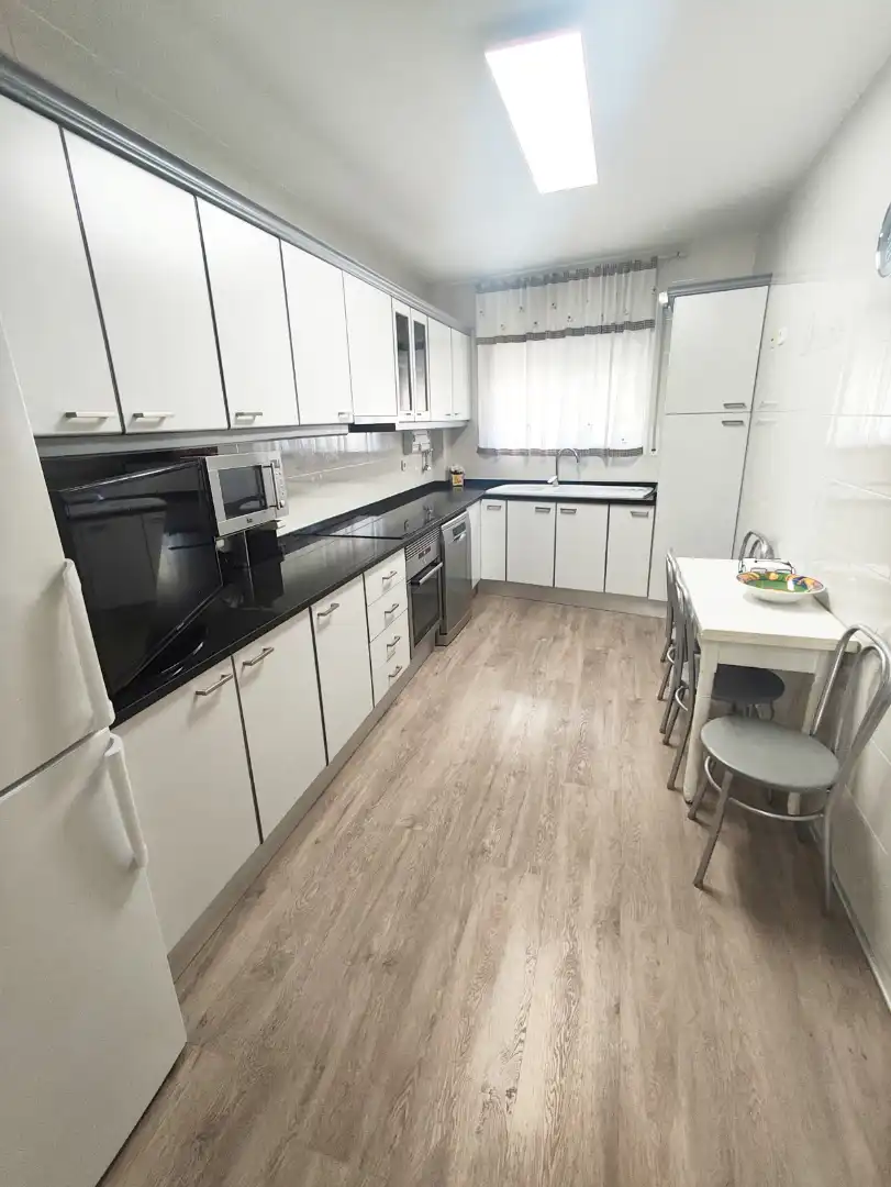 Cocina de Casa adosada en venta en Olesa de Montserrat con Aire acondicionado, Calefacción y Trastero