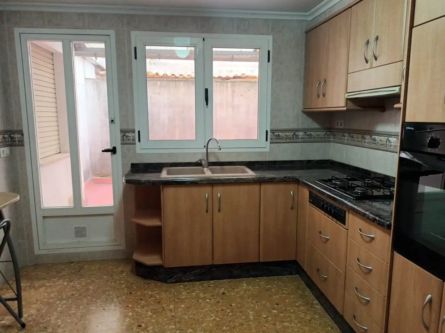 Appartamento con terrazza in vendita a Sant Josep - Zona Hospital, imagen 4