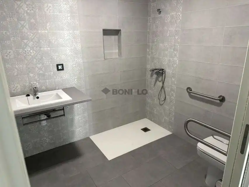 Business premises for sale in AVDA ZARAGOZA, imagen 10