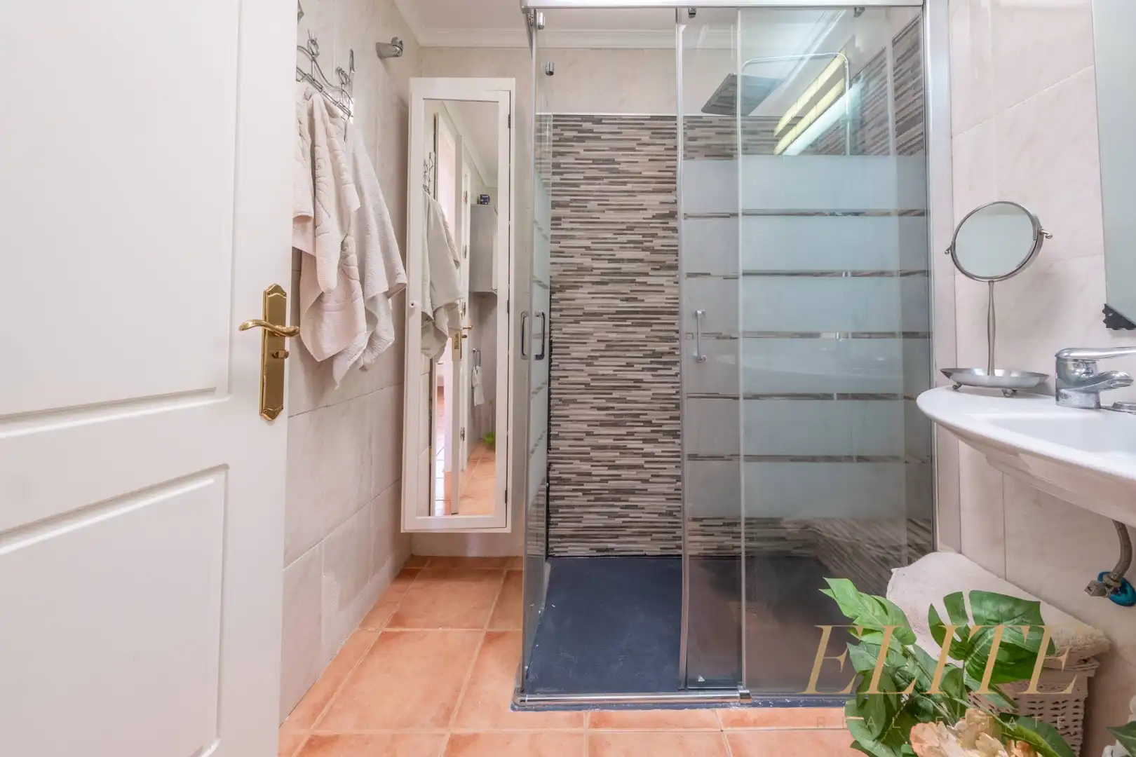 Badezimmer von Maisonette zum Verkauf in Mogán mit Terrasse, Möbliert und Balkon