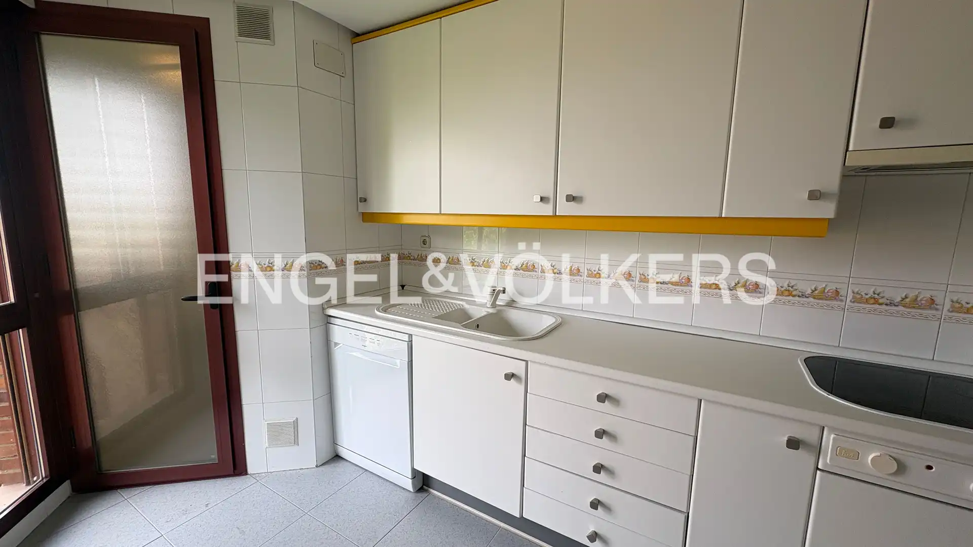 Flat with terrace to rent in Zona Carretera del Plantío, imagen 28