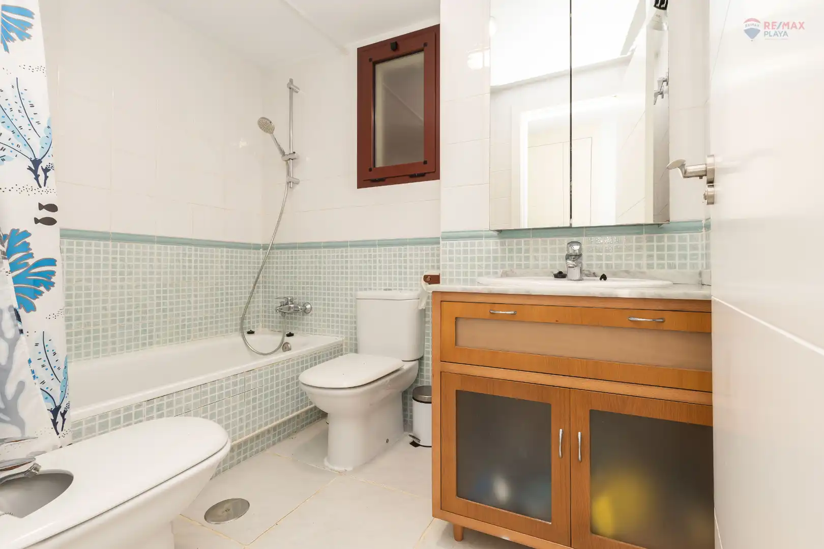 Bany de Planta baixa en venda en Vera amb Aire condicionat, Terrassa i Piscina comunitària