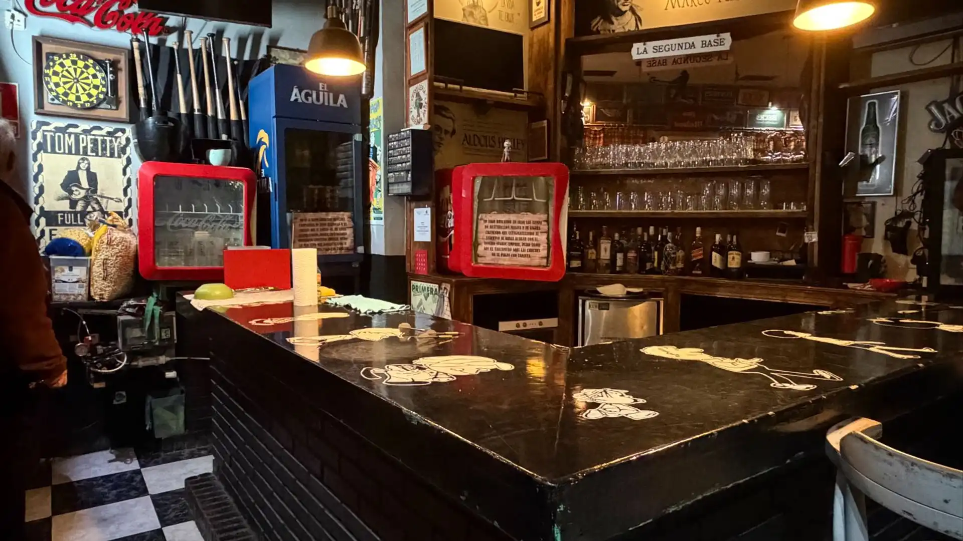 Premises for sale in  Madrid Capital  with Heating and Furnished