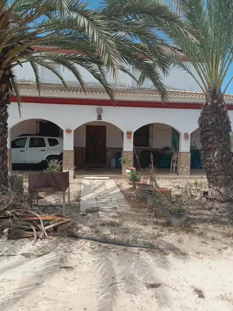 Vista exterior de Casa o xalet en venda en Aznalcázar