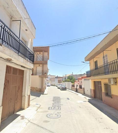 Foto 2 de Casa adosada en venda a Pozo Alcón, Jaén