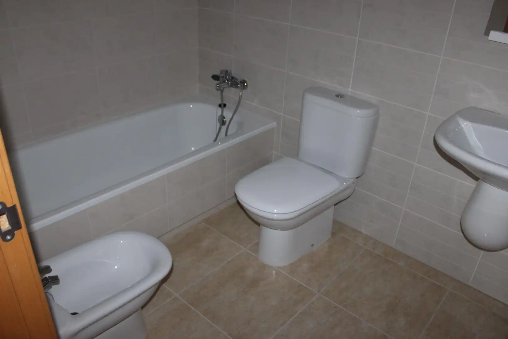 Baño de Dúplex de alquiler en Beniarjó con Terraza y Amueblado