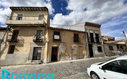 Vista exterior de Casa o xalet en venda en Ávila Capital