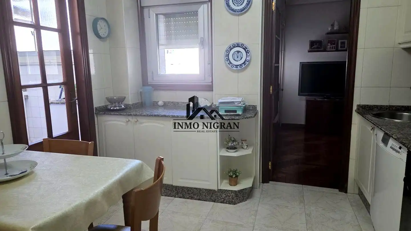 Cocina de Piso en venta en Vigo  con Amueblado