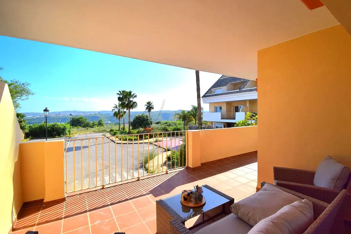 Apartamento de alquiler en La Duquesa