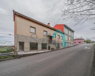 Vista exterior de Casa o xalet en venda en Siero amb Calefacció i Parquet