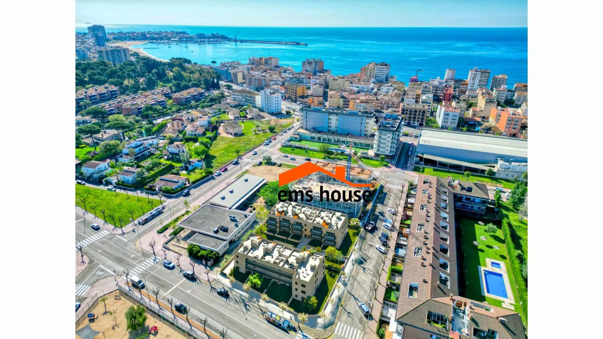 Außenansicht von Erdgeschoss zum Verkauf in Calonge i Sant Antoni mit Terrasse, Abstellraum und Balkon