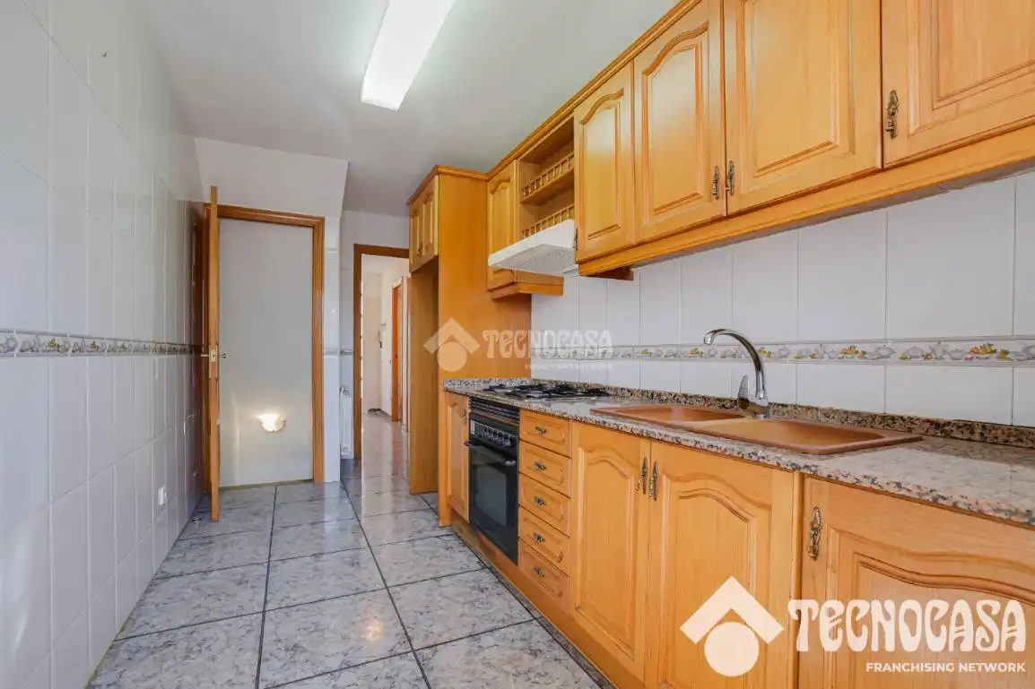 Casa pareada con terraza en venta en Sant Vicenç Dels Horts, imagen 7