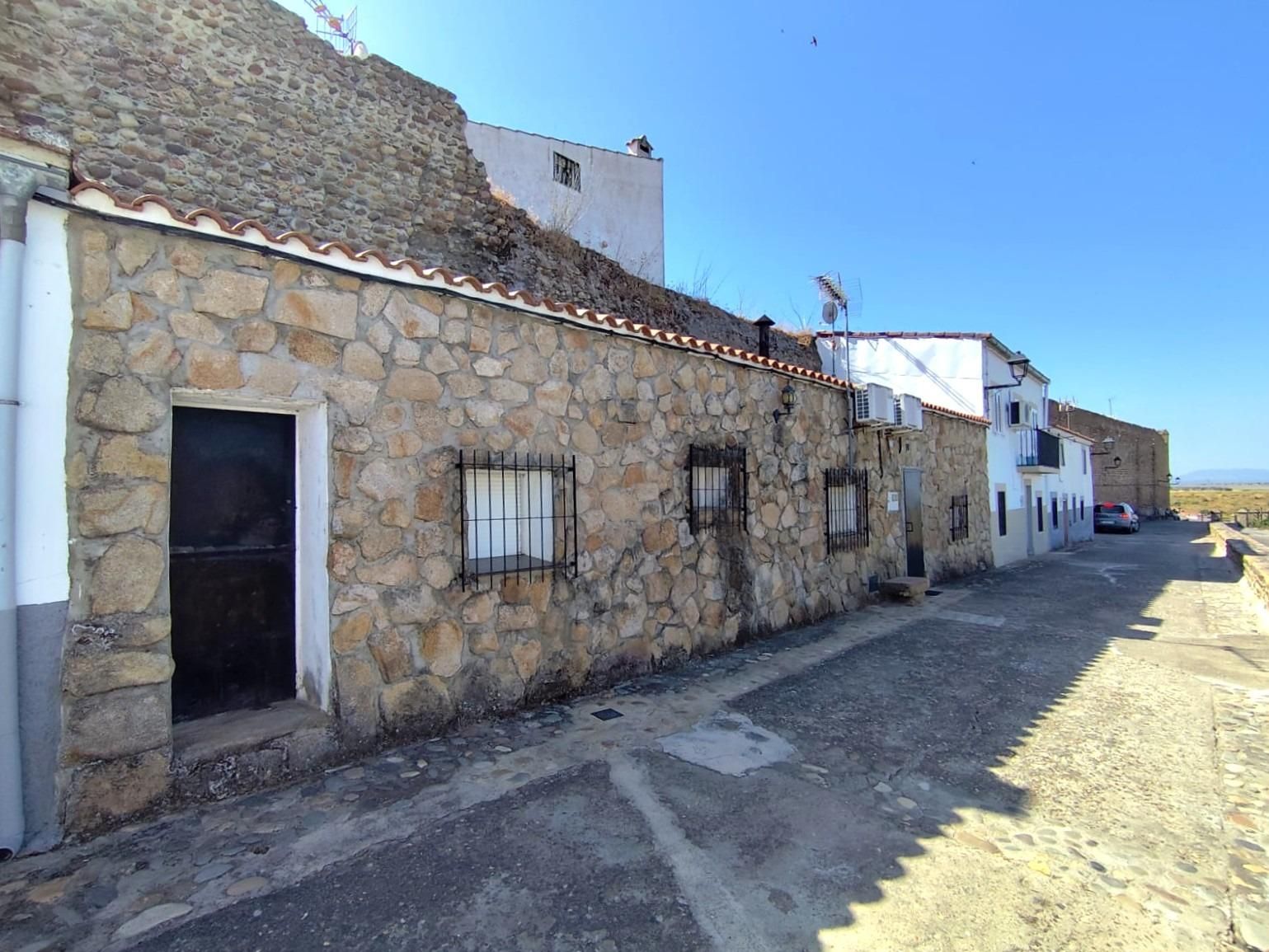 Vista exterior de Casa o xalet en venda en Galisteo amb Aire condicionat i Traster