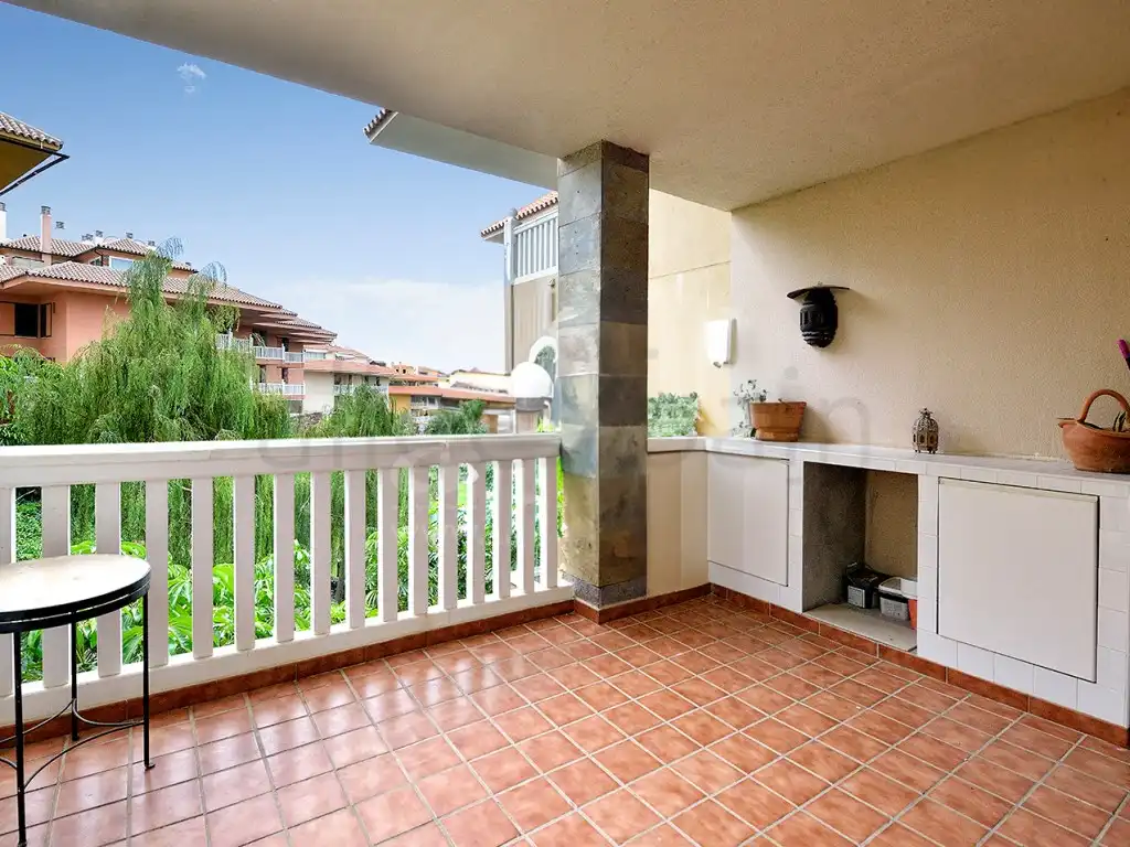 Apartment mit Aufzug zur Miete in Calle Granado Del Higueron, imagen 2