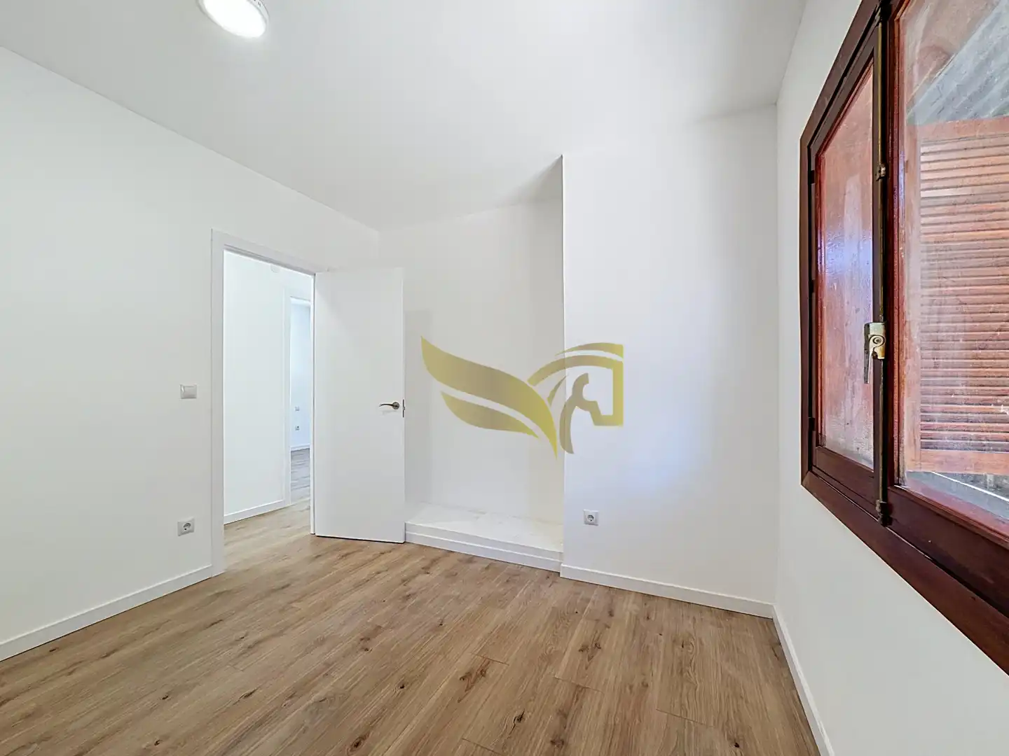 Wohnung zum Verkauf in Los Alcázares mit Parkett, Terrasse und Abstellraum