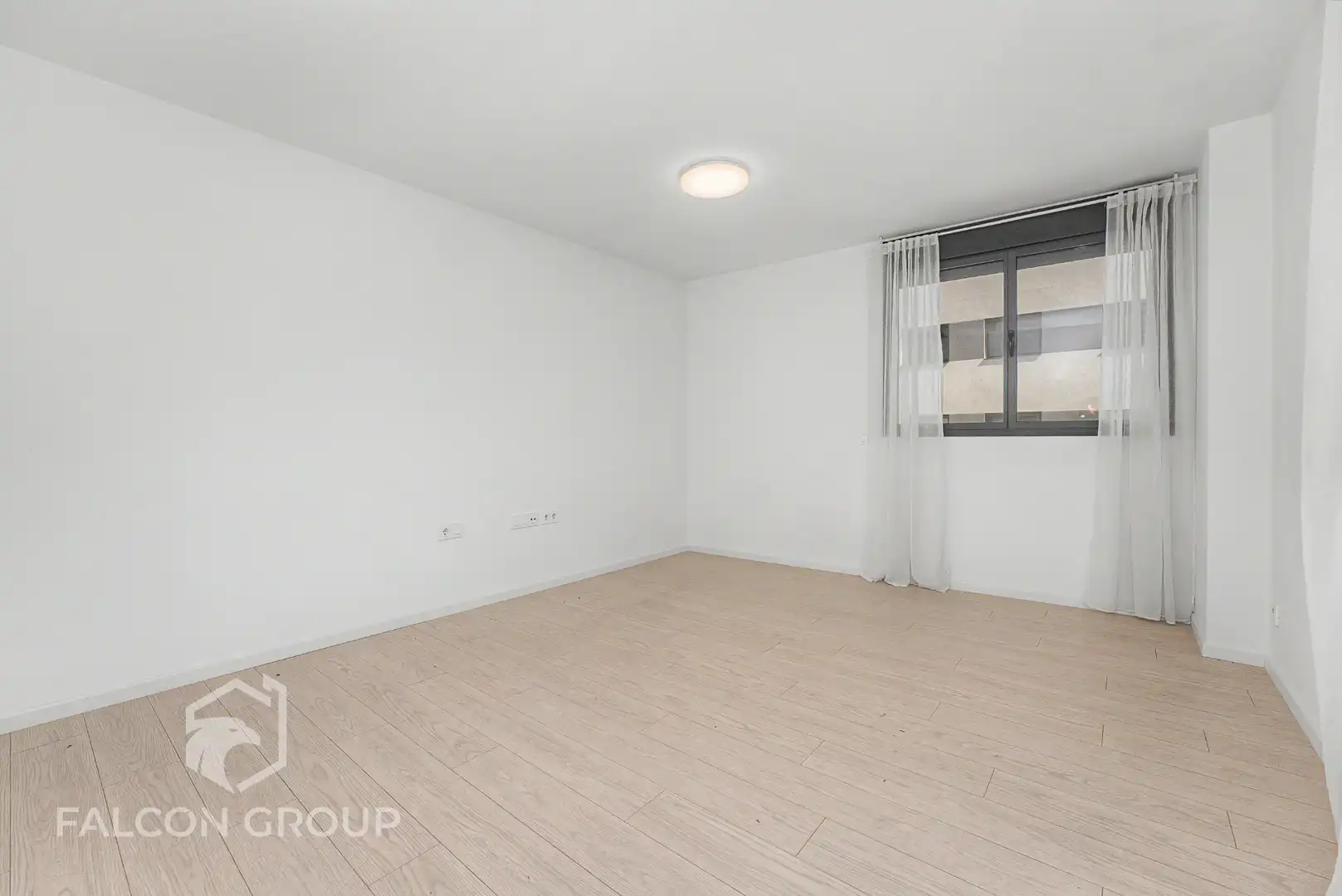 Living room of Flat for sale in Vilanova i la Geltrú  with Air Conditioner, Heating and Parquet flooring