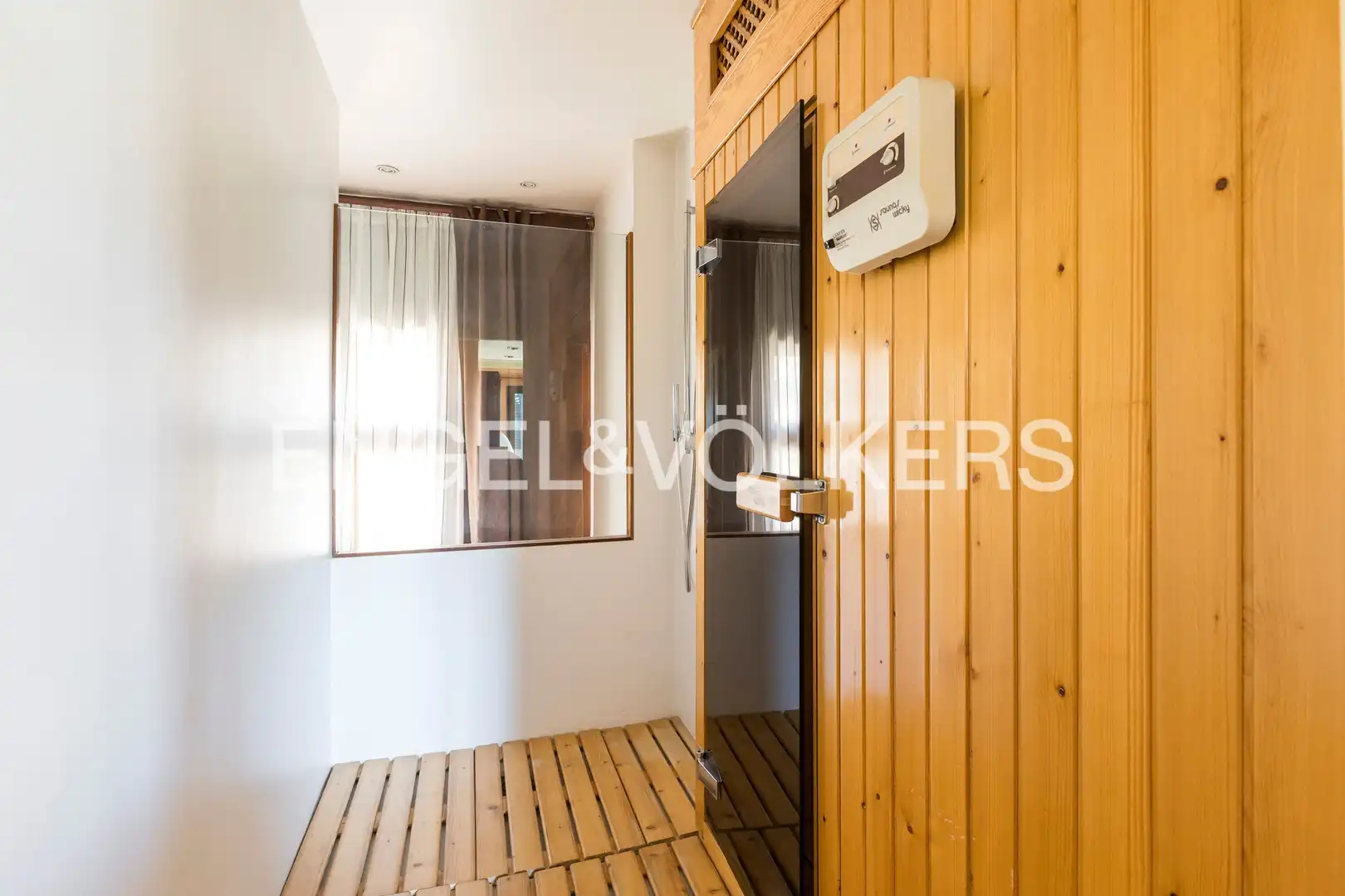 Houses for sale in Velilla de San Antonio  with Air Conditioner, Heating and Terrace