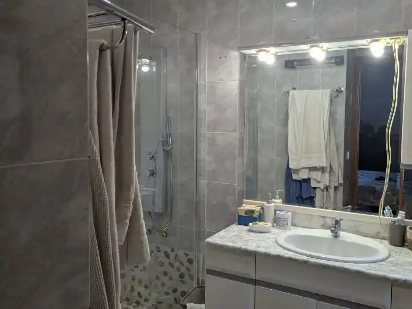 Bany de Casa o xalet en venda en La Roca del Vallès amb Jardí privat i Traster