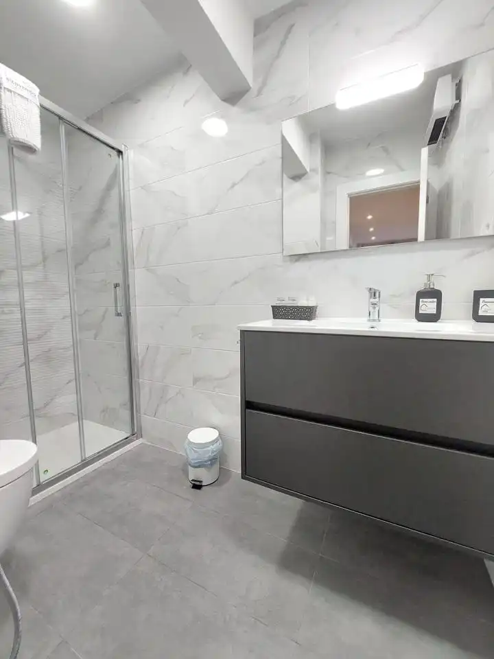 Flat for rent in Avilés, Laviada