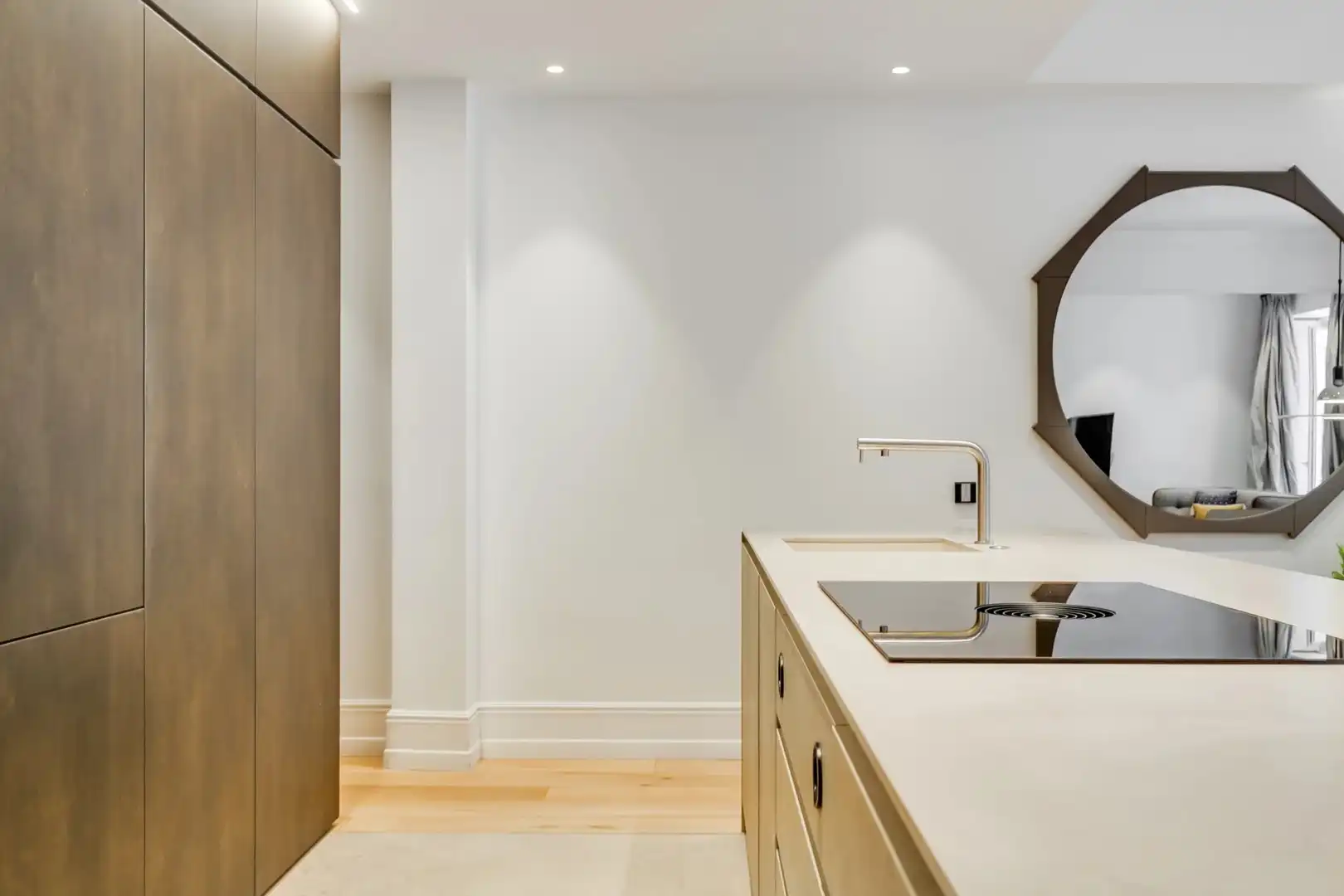 Kitchen of Flat for rent in Madrid  with Air Conditioner, Heating and Storage room