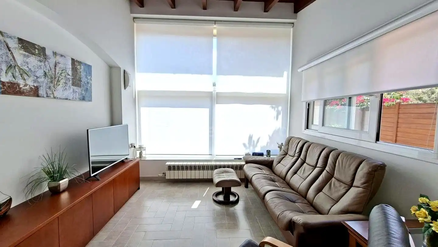 Sala de estar de Casa o chalet en venta en Argentona con Calefacción, Jardín privado y Piscina