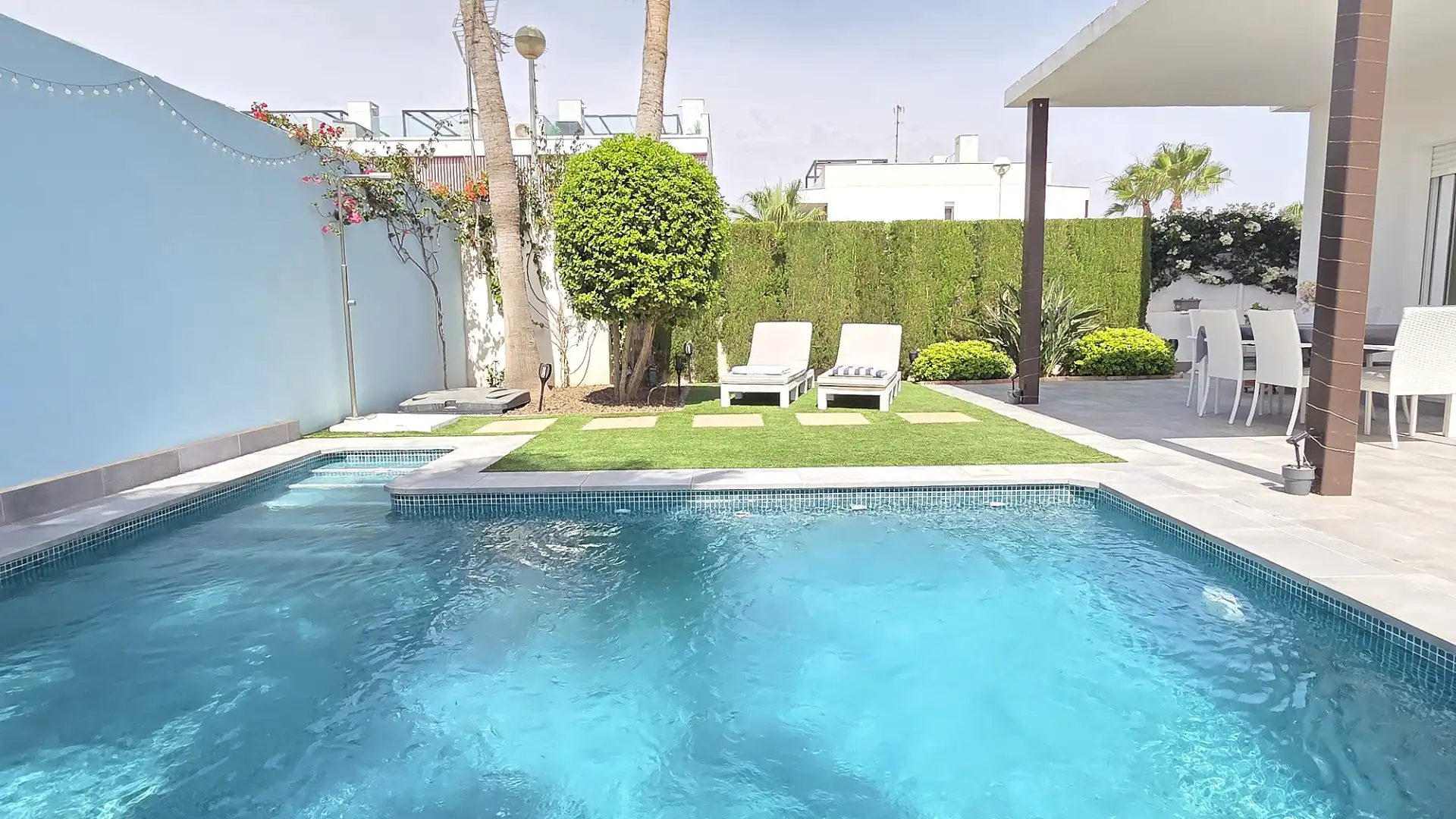 Piscina de Casa o xalet en venda en Cartagena amb Aire condicionat, Jardí privat i Terrassa
