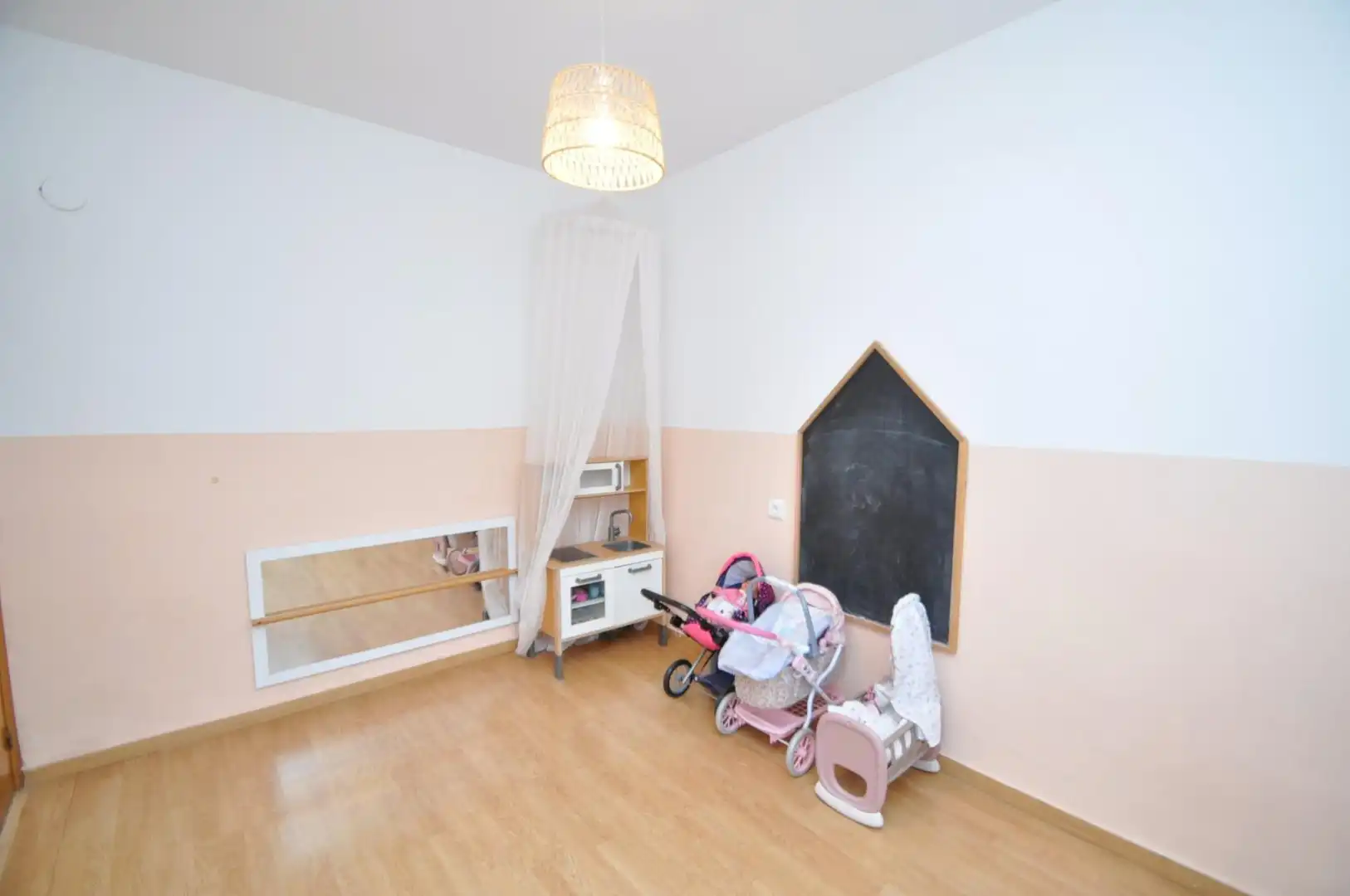 Haus oder Chalet zum Verkauf in La Ràpita mit Privatgarten, Terrasse und Schwimmbad
