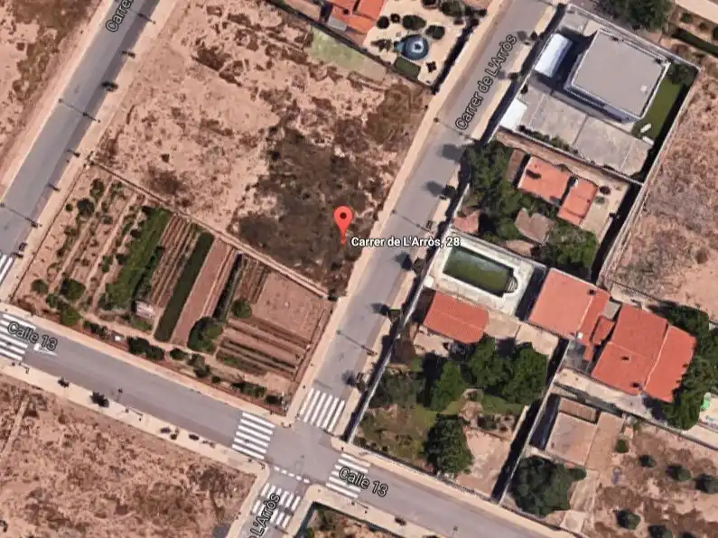 Terreny residencial en venda a Carrer de L'Arròs 28