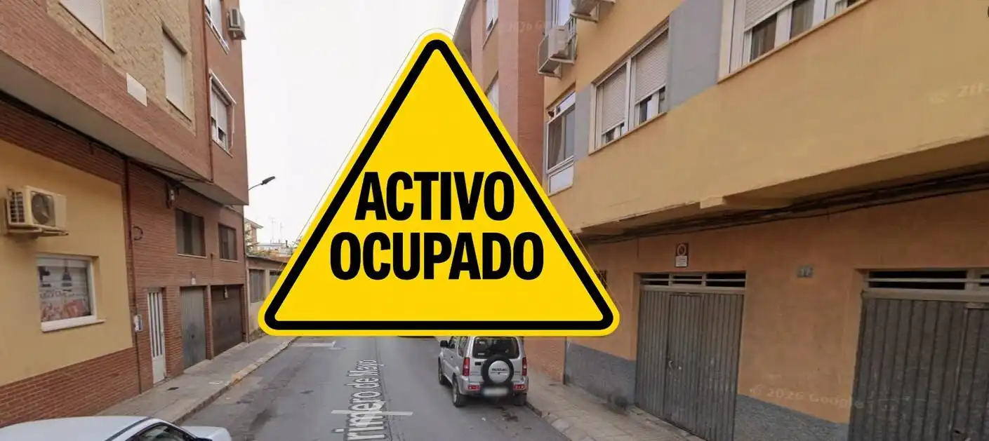 Aparcament de Pis en venda en Yecla