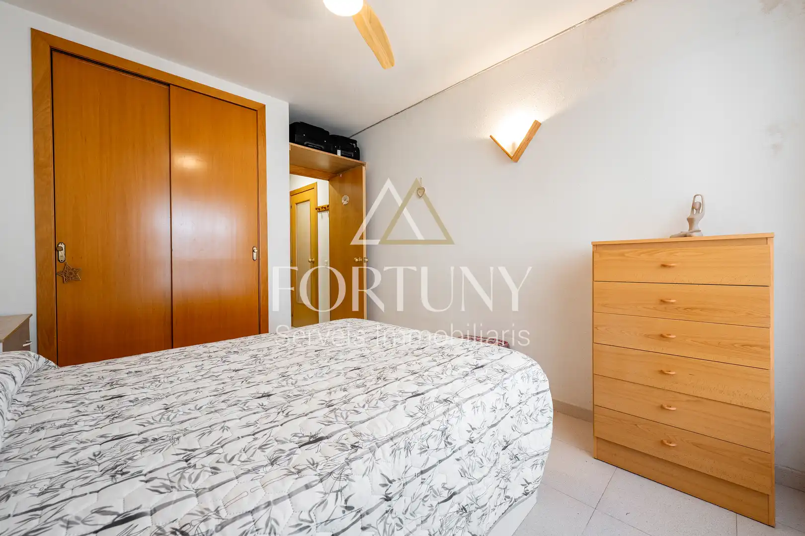 Bedroom of Flat for sale in Vinyols i els Arcs  with Air Conditioner, Swimming Pool and Balcony
