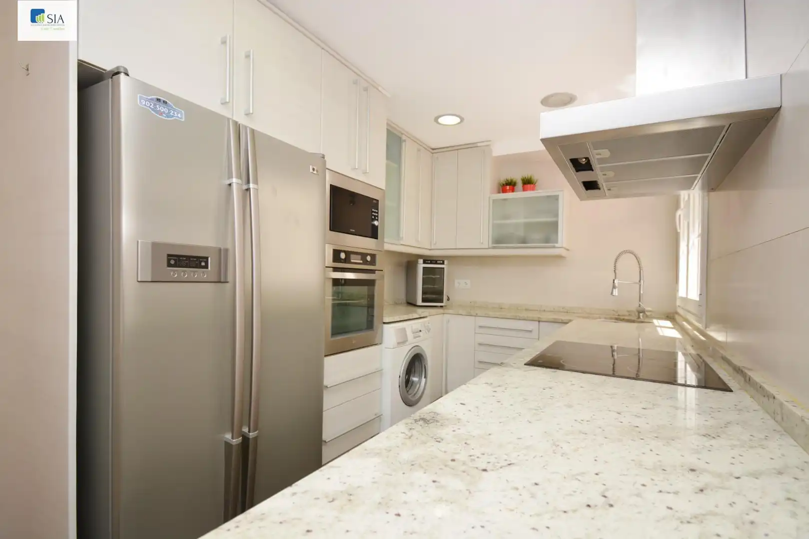 Cocina de Piso de alquiler en Zaragoza con Aire acondicionado, Calefacción y Amueblado