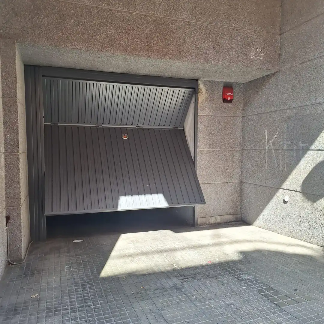 Garaje en venta en La Plana