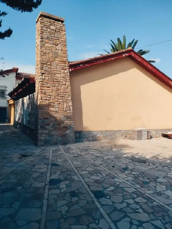 Außenansicht von Haus oder Chalet zum Verkauf in Elche / Elx mit Heizung, Terrasse und Abstellraum