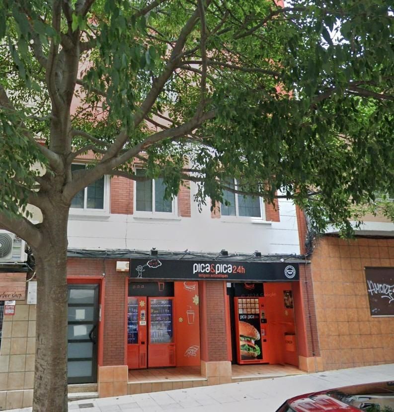 Vista exterior de Pis en venda en Santa Coloma de Gramenet