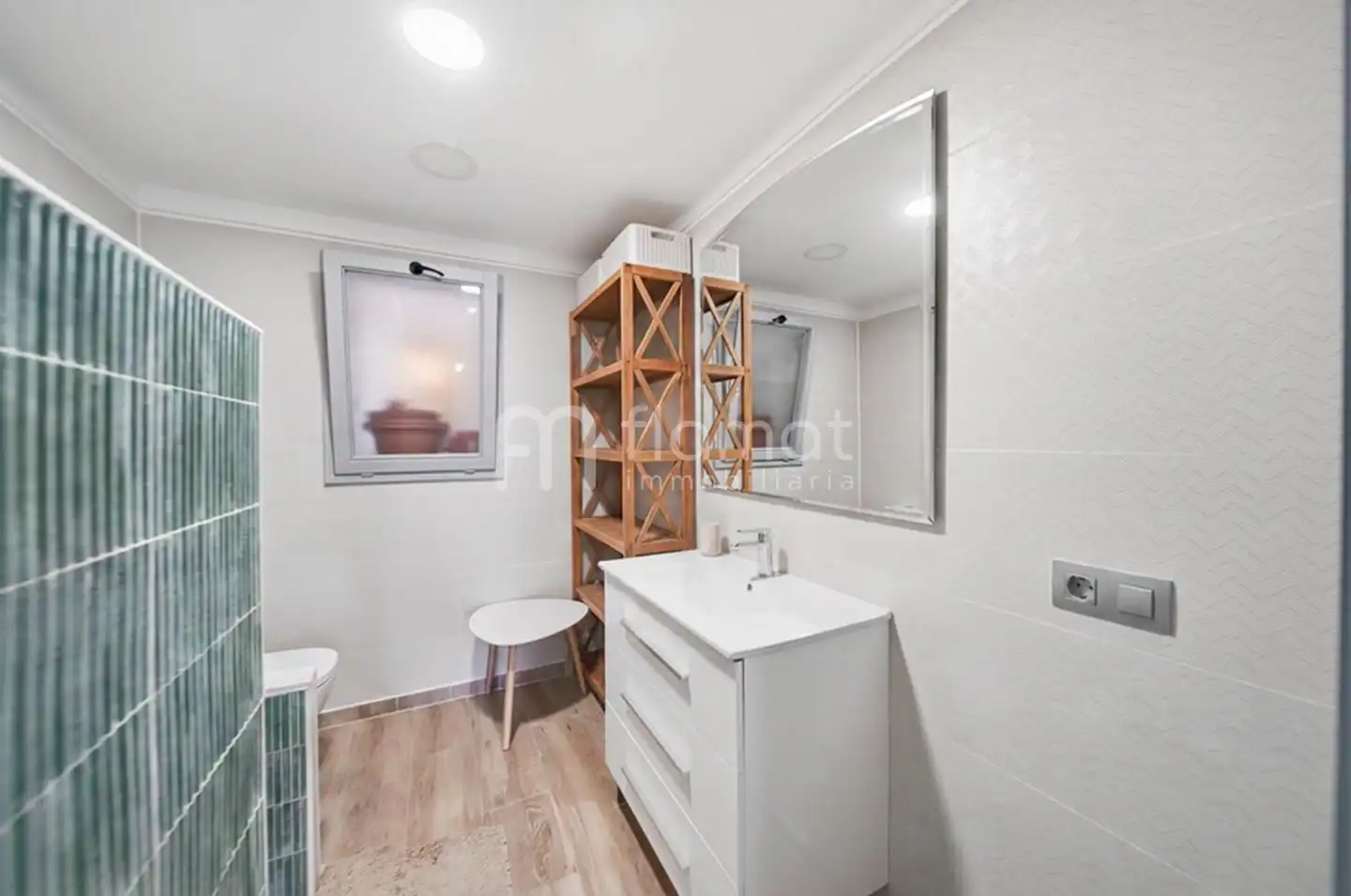 Bathroom of Flat for sale in Figueres  with Terrace