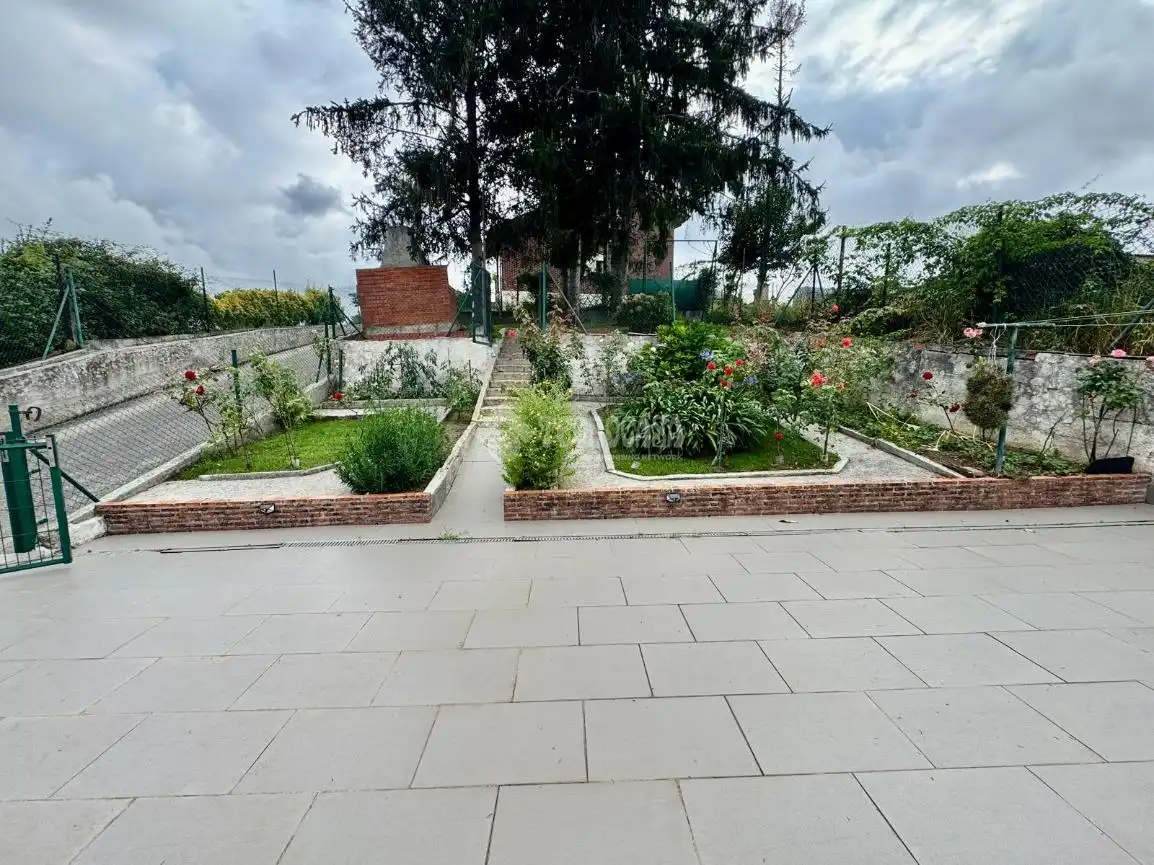 Casa o xalet en venda en El Astillero   amb Calefacció, Parquet i Terrassa
